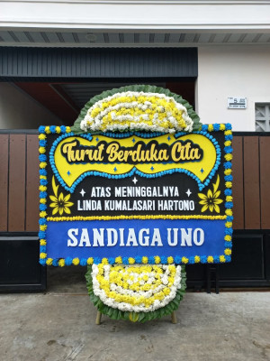 Papan Bunga Duka di Nyompok
